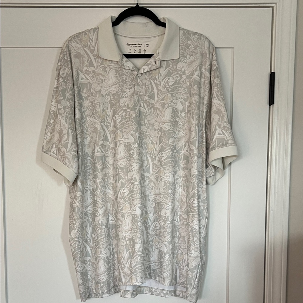 Abercrombie & Fitch Men's White Floral Polo Shirt